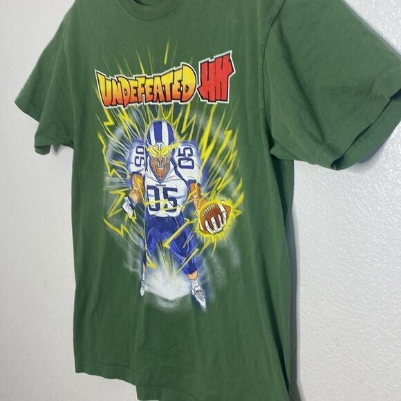UNDEFEATED Football Electric Supercharged Green T Shirt Size M - Picture 2 of 5